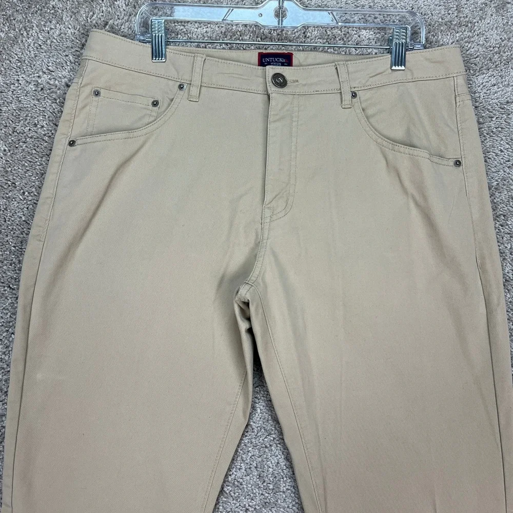 UNTUCKit Pants Mens 35x34 Khaki Tan Straight Fit 5 Pocket Flat Front Twill EUC - Picture 2 of 10